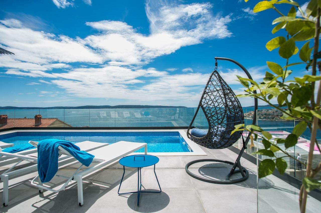 Holiday Home Olive Exclusive - 8 People, Heated Pool, Okrug Gornji, Sea View Trogir Ngoại thất bức ảnh