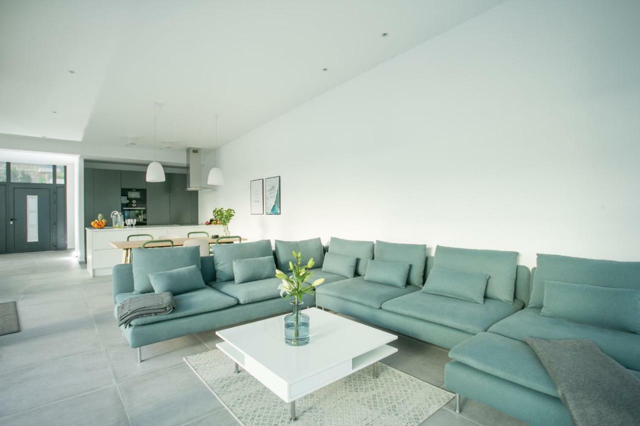 Holiday Home Olive Exclusive - 8 People, Heated Pool, Okrug Gornji, Sea View Trogir Ngoại thất bức ảnh