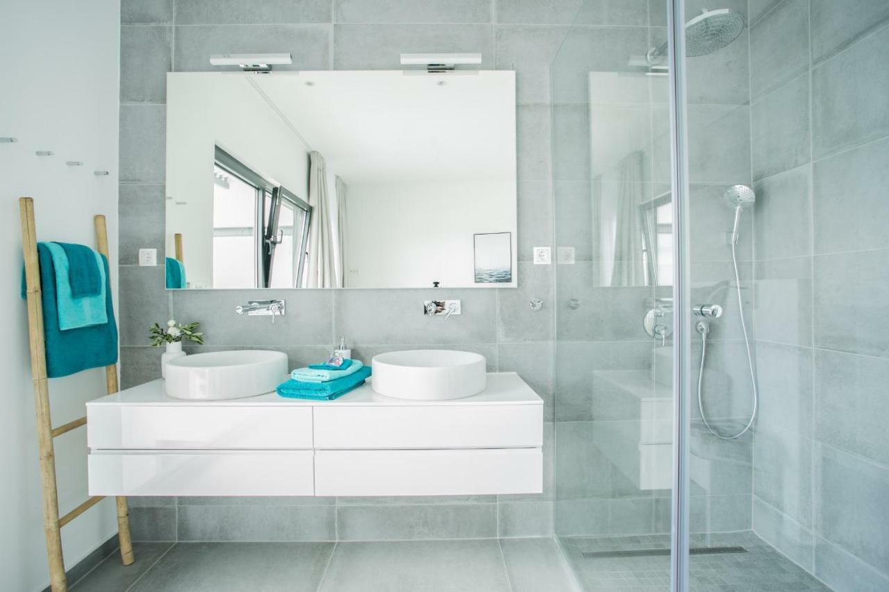 Holiday Home Olive Exclusive - 8 People, Heated Pool, Okrug Gornji, Sea View Trogir Ngoại thất bức ảnh