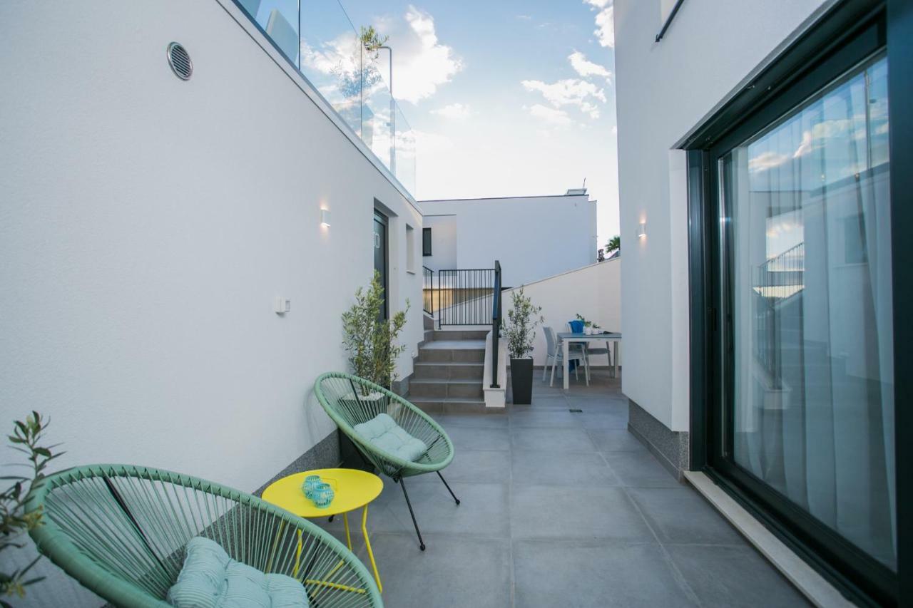 Holiday Home Olive Exclusive - 8 People, Heated Pool, Okrug Gornji, Sea View Trogir Ngoại thất bức ảnh