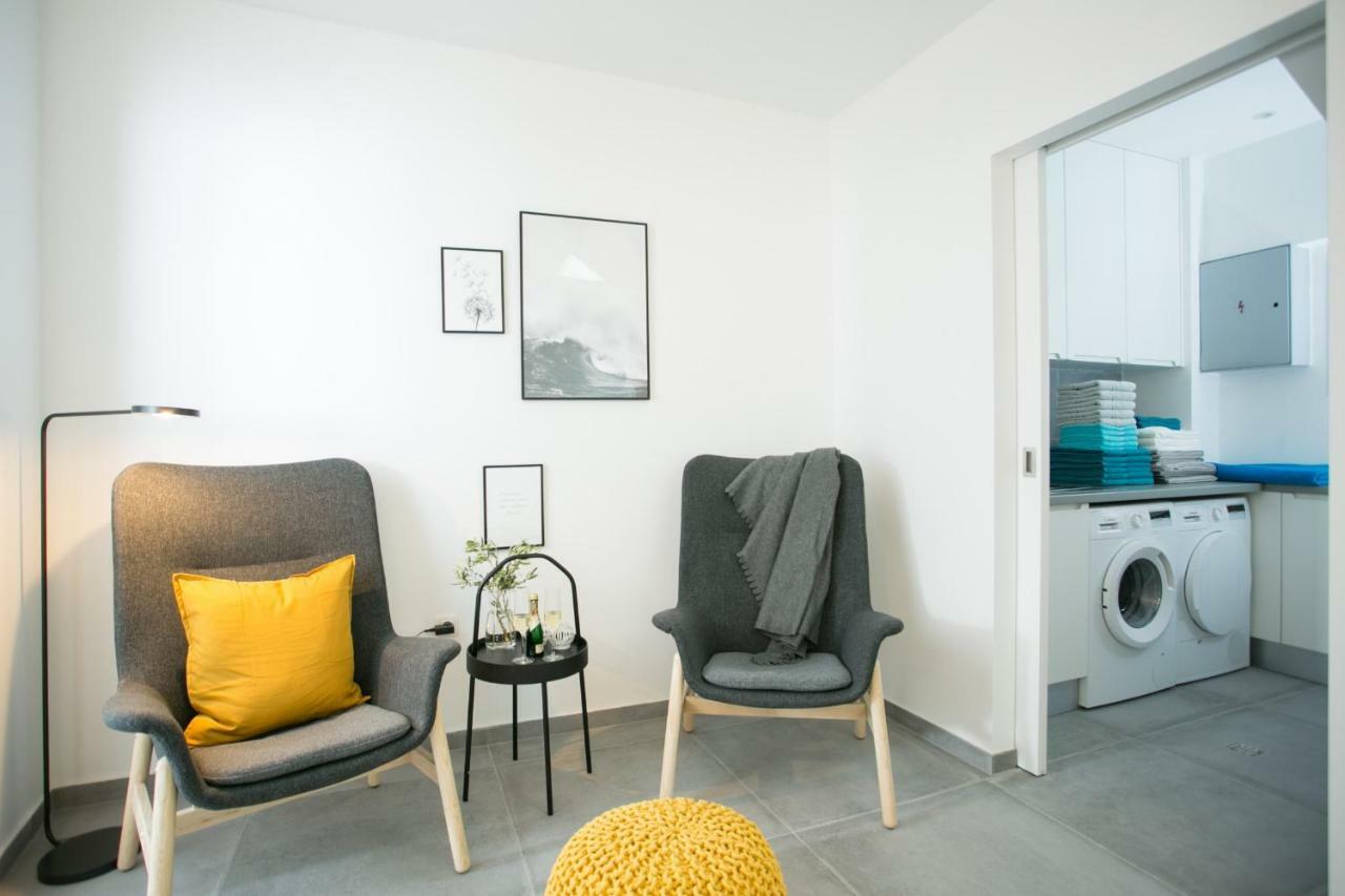 Holiday Home Olive Exclusive - 8 People, Heated Pool, Okrug Gornji, Sea View Trogir Ngoại thất bức ảnh